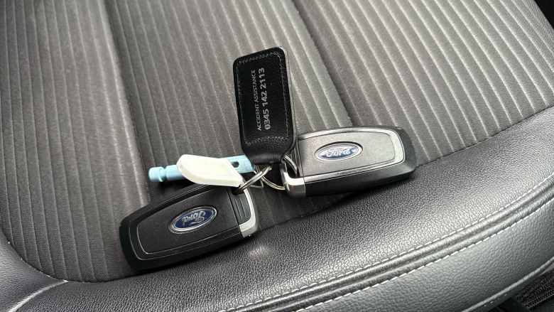 Ford Kuga 2.0 EcoBlue mHEV Titanium 5dr Diesel Estate